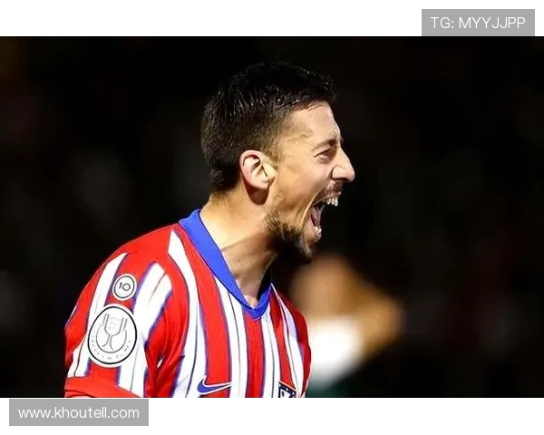 曼城截胡维拉 16 岁中场天才!劳里加盟开启蓝月青训新篇章(2) 曼城截胡维拉 16 岁中场天才!劳里加盟开启蓝月青训新篇章(2)